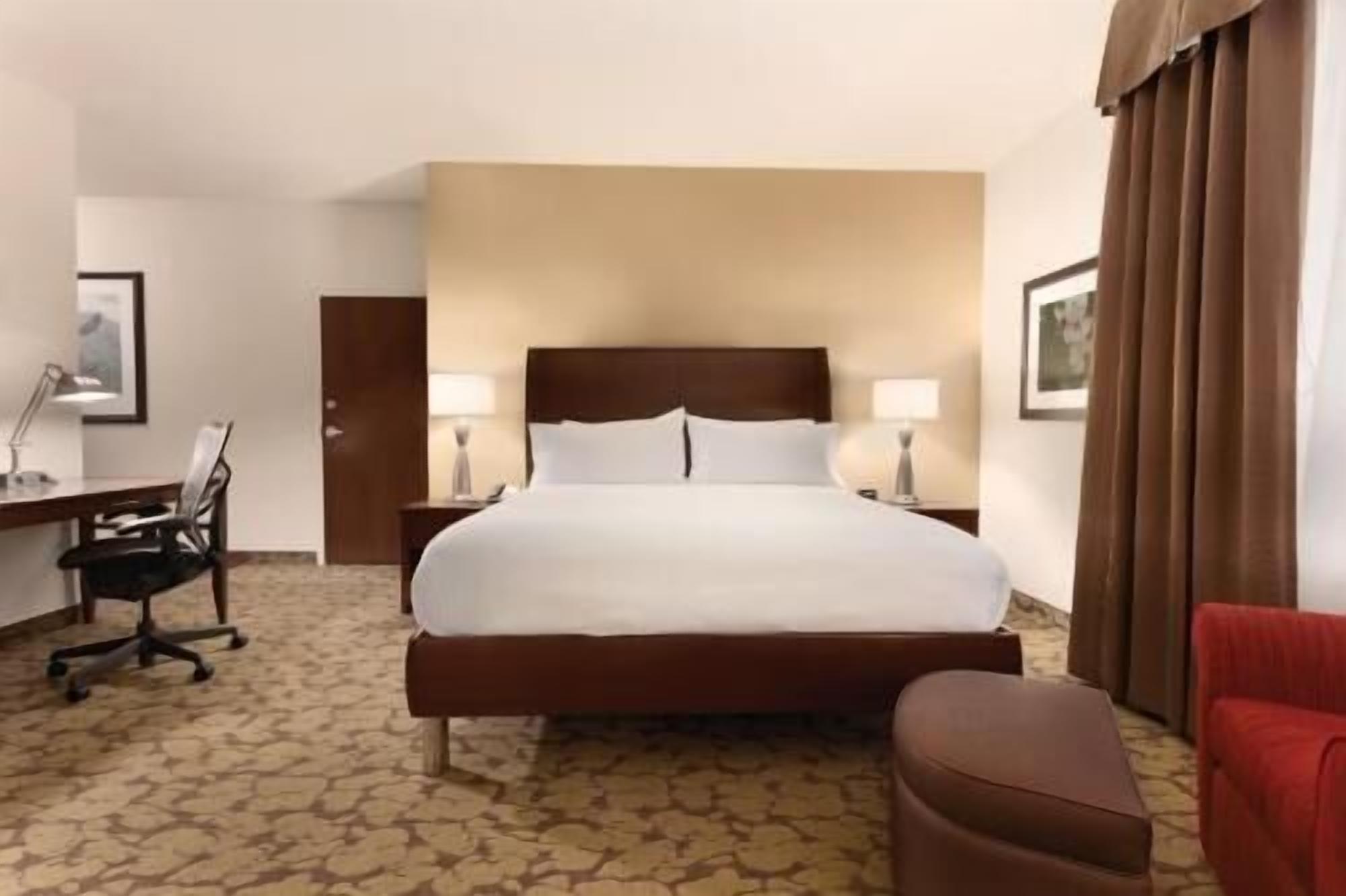In-room safe, free cribs/infant beds, free rollaway beds, free WiFi