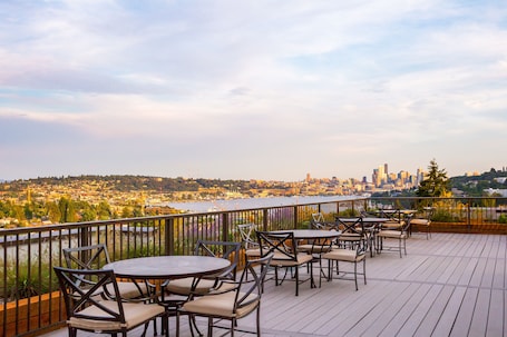 Exterior. Staybridge Suites Seattle - Fremont by IHG