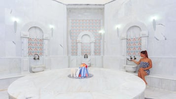 Mandi tangas / hammam, rawatan badan, balut badan, lulur badan