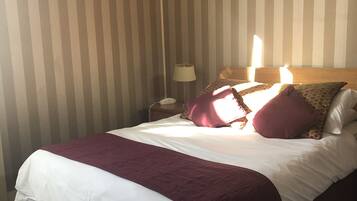 Family Room | Free WiFi, bed sheets