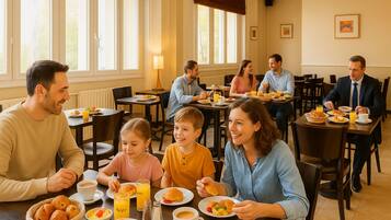 Daily full breakfast (EUR 11 per person)