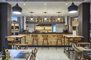 3 bars/lounges, 2 poolside bars, beach bar - Paradù EcoVillage &  Resort (Castagneto Carducci)