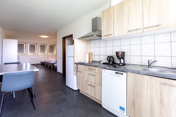 Comfort-Apartment, eigenes Bad | Speisen