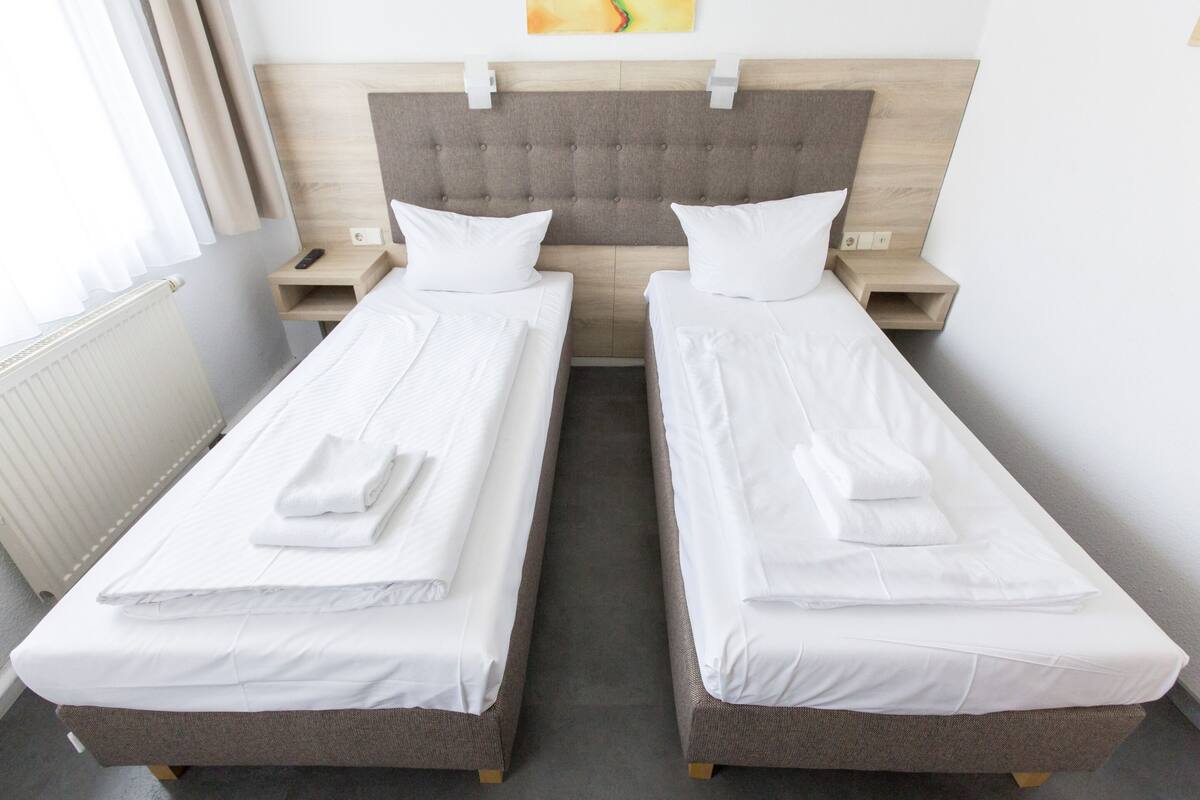 Comfort Double Room, Private Bathroom, City View | Room amenity