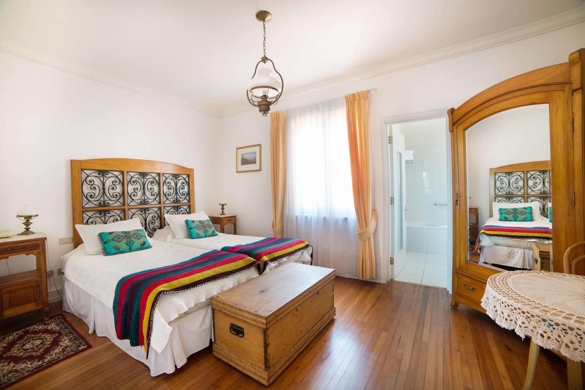 Standard Twin Room, 2 Single Beds | Minibar, free WiFi, bed sheets