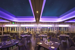 2 restaurants, breakfast, lunch, dinner served; Fusion cuisine