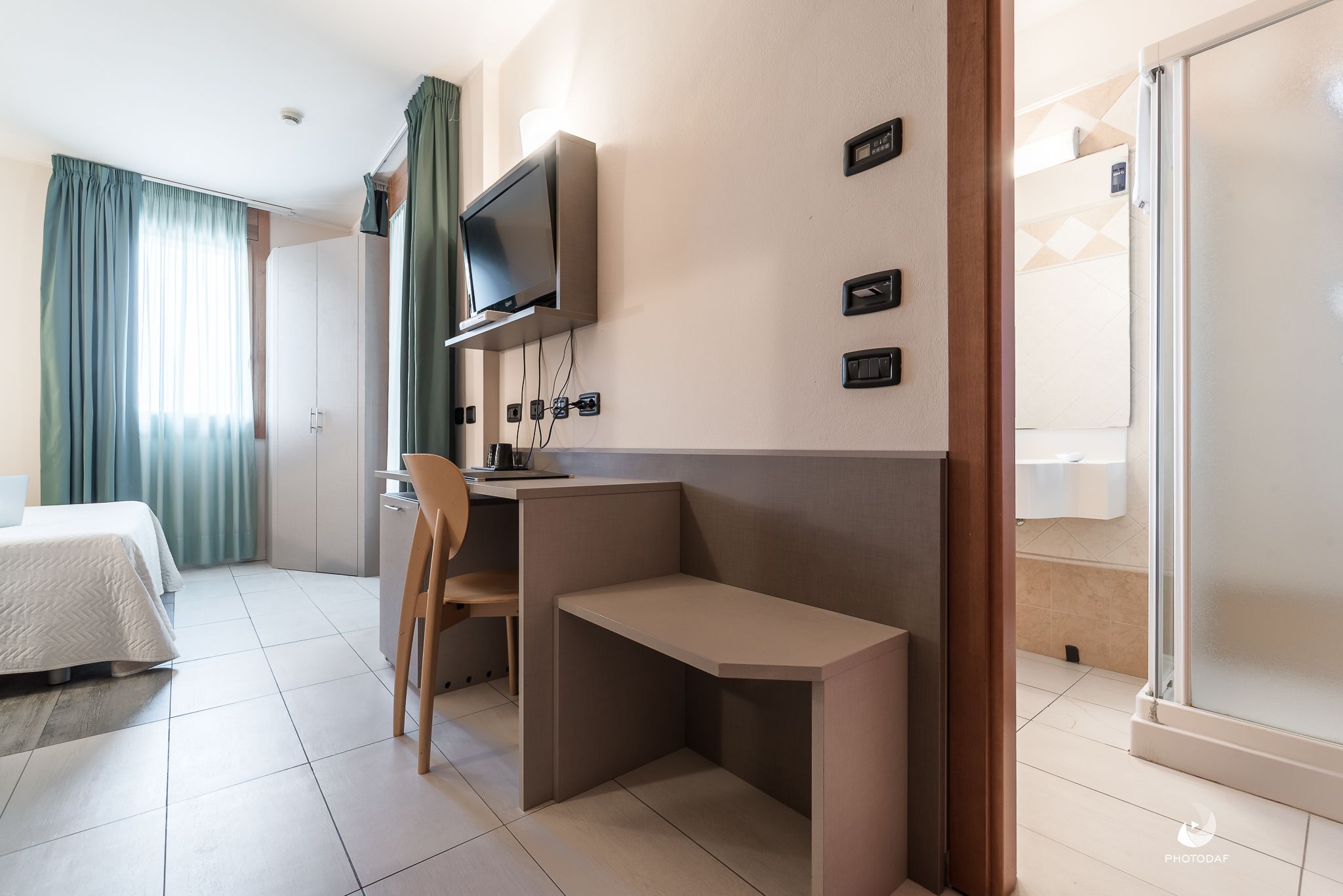 minibar, in-room safe, desk, free wifi