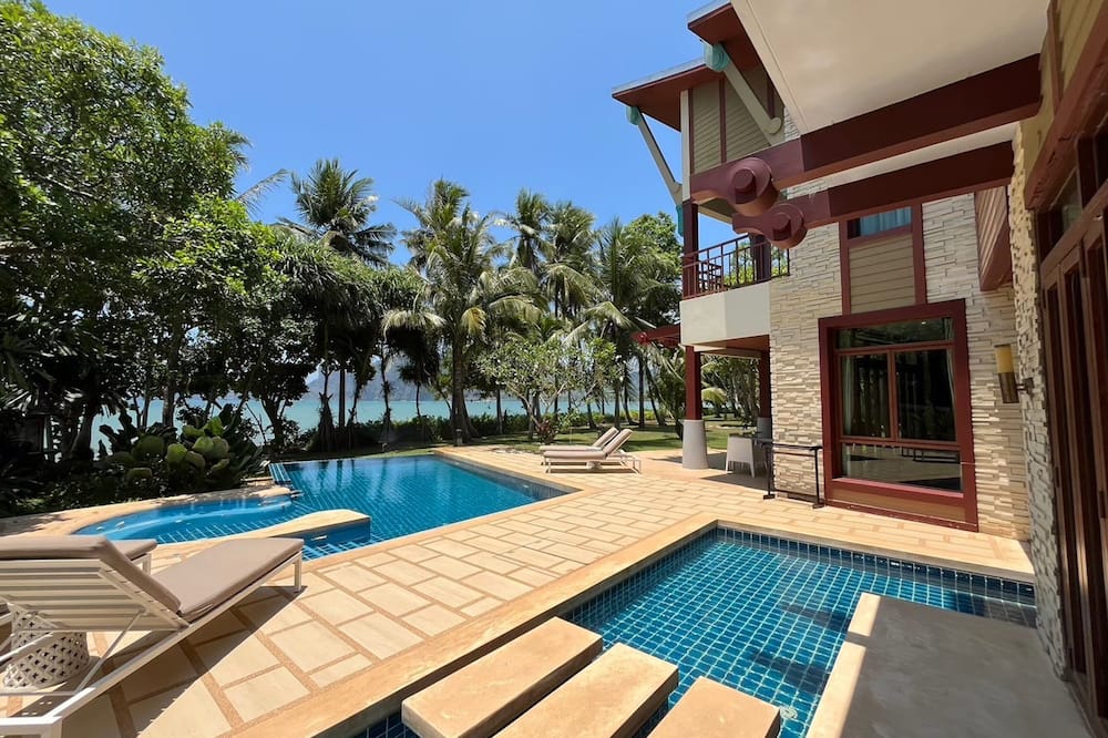 Amatapura Beach Villa 1