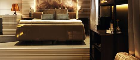 Sky Studio | Tallelokero huoneessa, silitysrauta/-lauta, ilmainen Wi-Fi