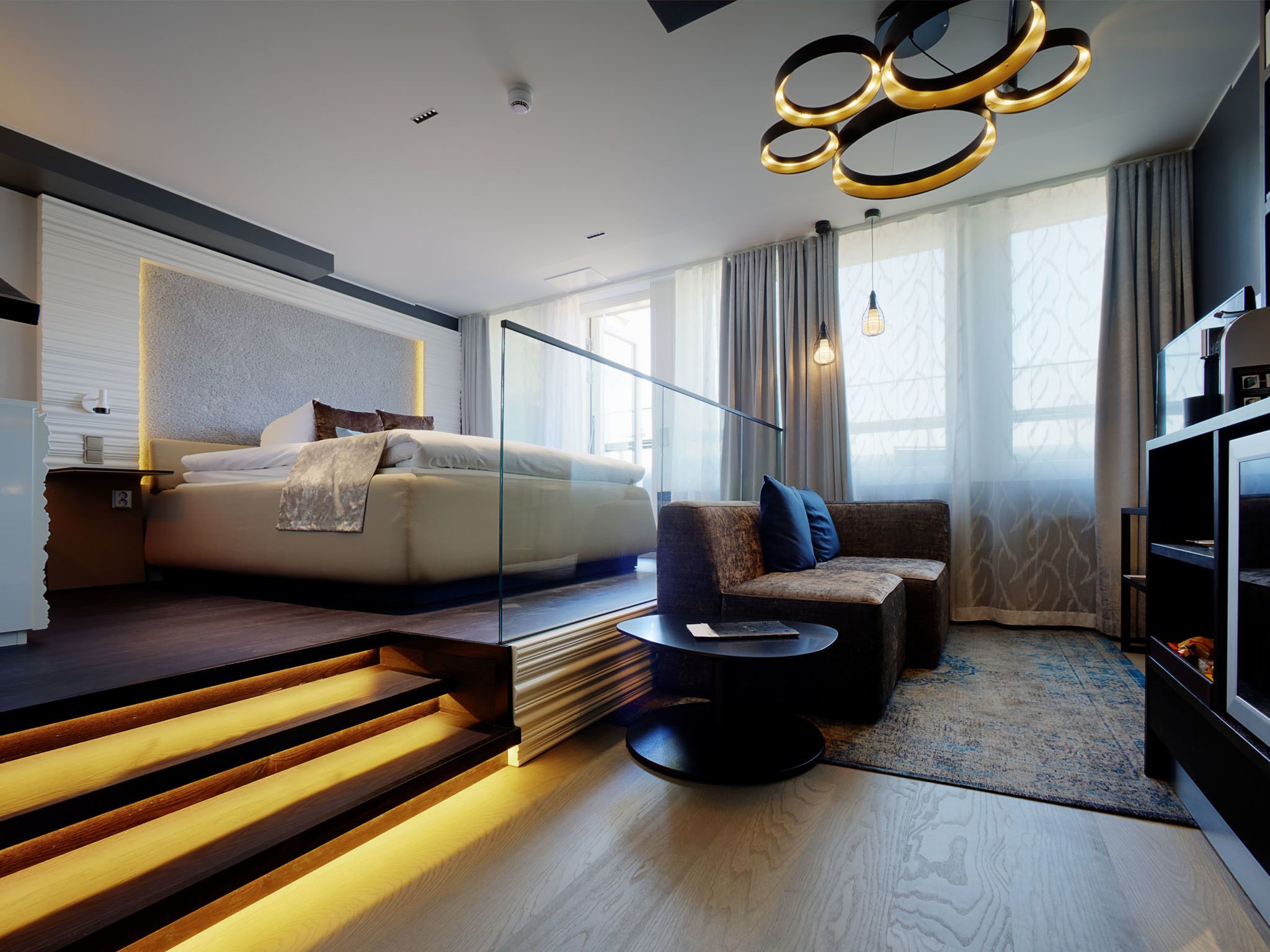 Sky Balcony | 客房内保险箱、熨斗/熨板、免费 WiFi