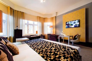 In-room safe, iron/ironing board, free WiFi - Klaus K (Helsinki)