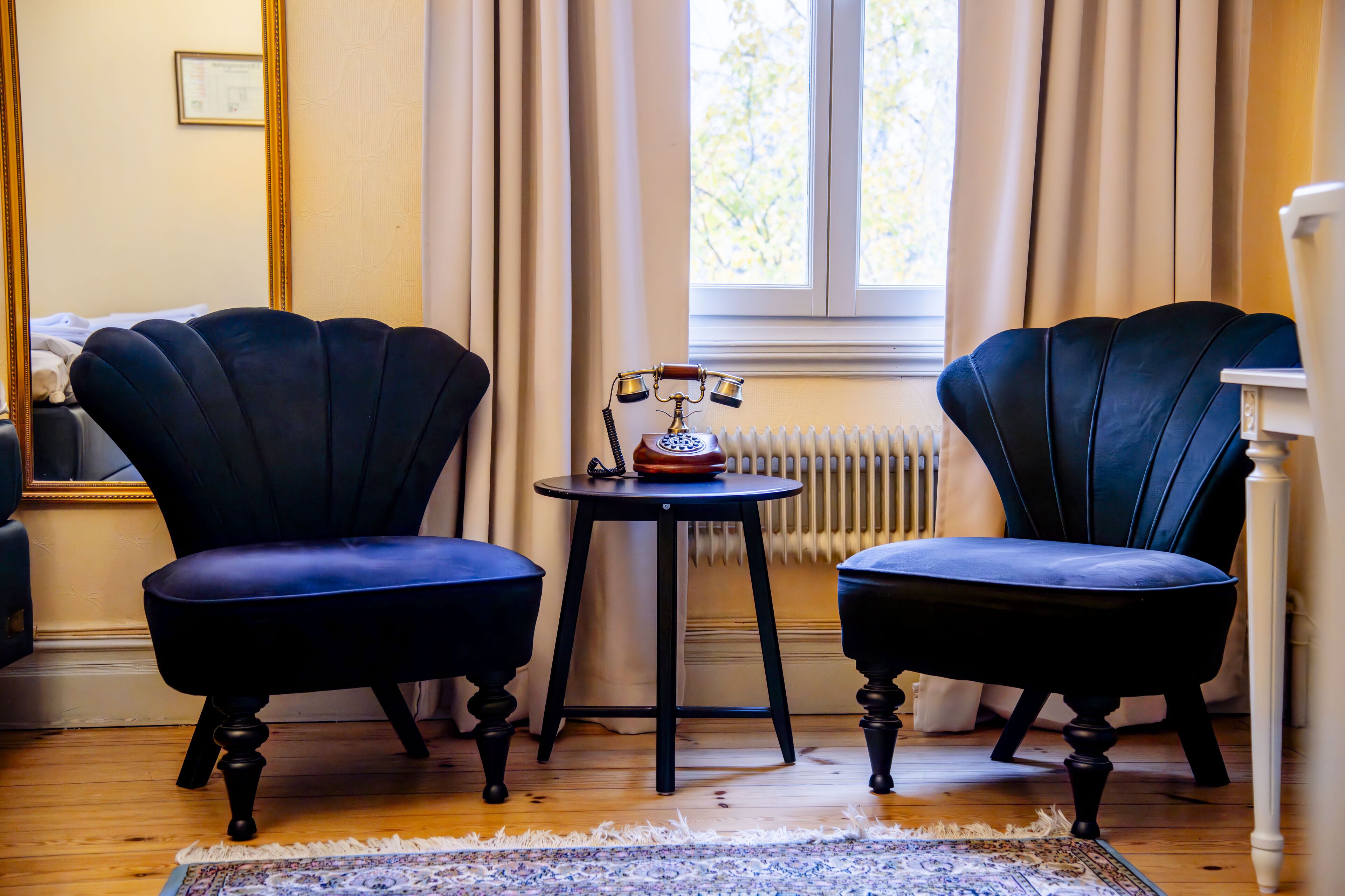 standard twin room, multiple beds | 1 bedroom, individually decorated, individually furnished, desk