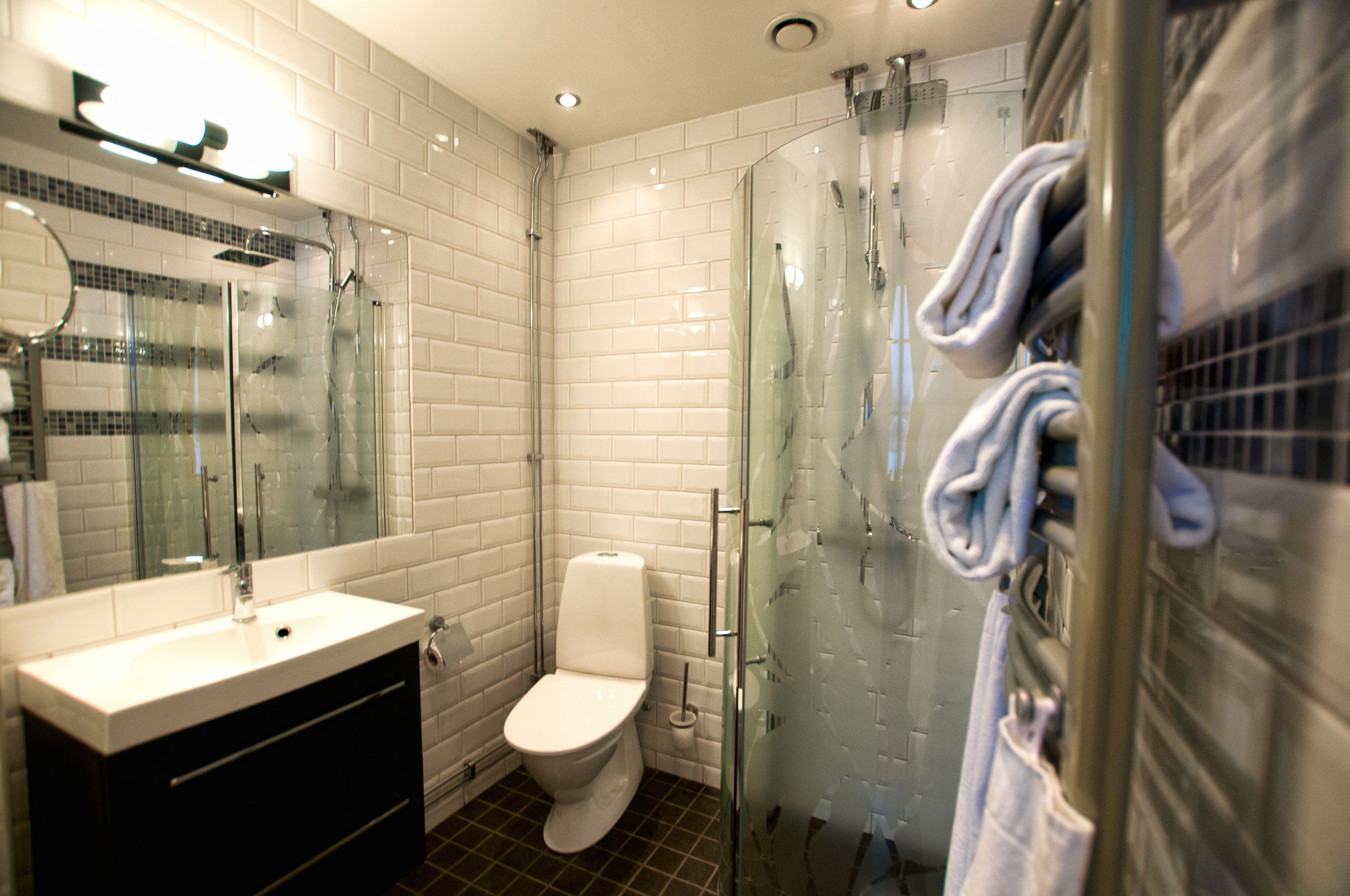 double room (150m from the mansion) | bathroom | separate bathtub and shower, hair dryer, bathrobes, heated floors