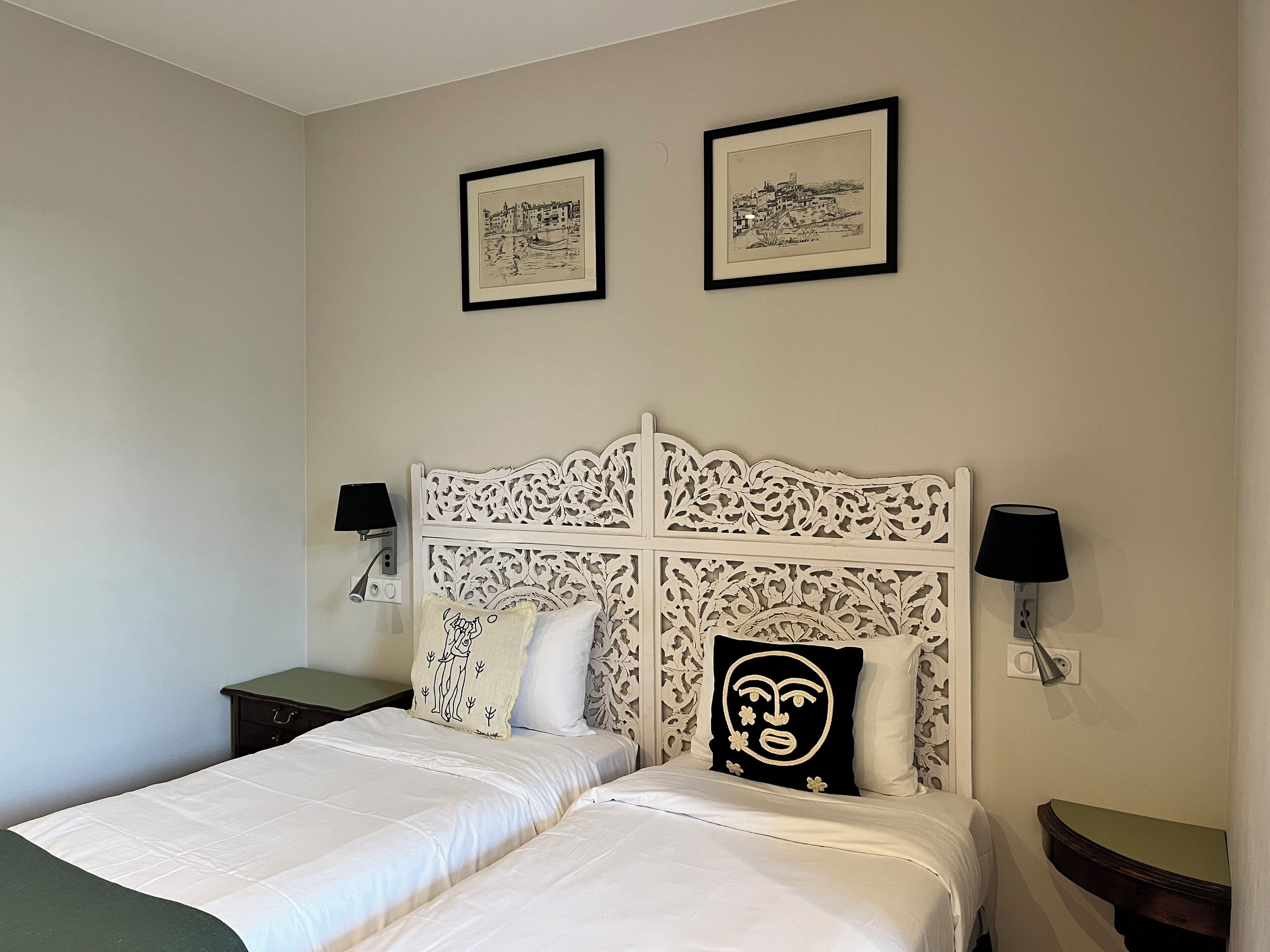 superior double or twin room | minibar, in-room safe, desk, laptop workspace