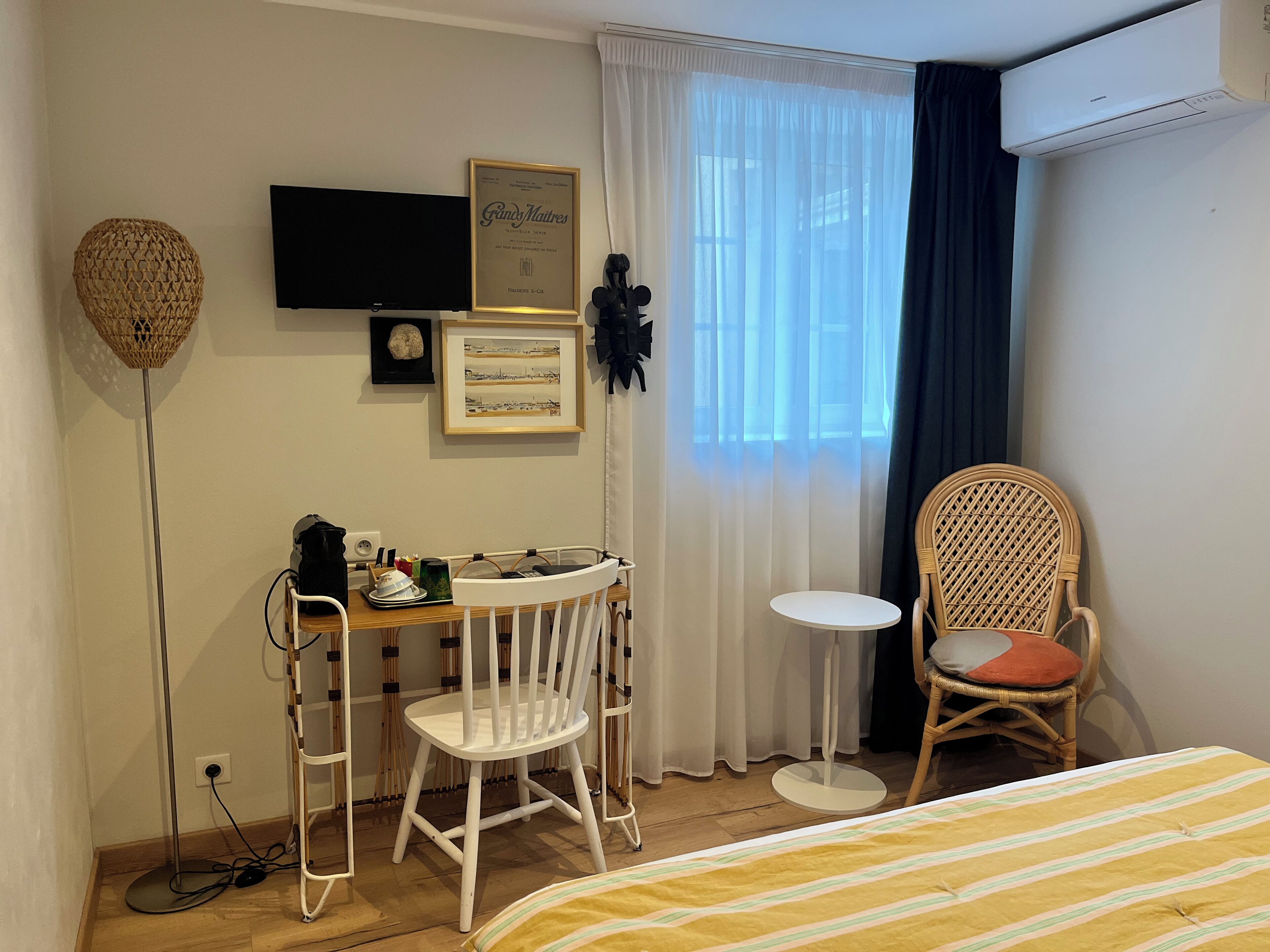 minibar, in-room safe, desk, laptop workspace