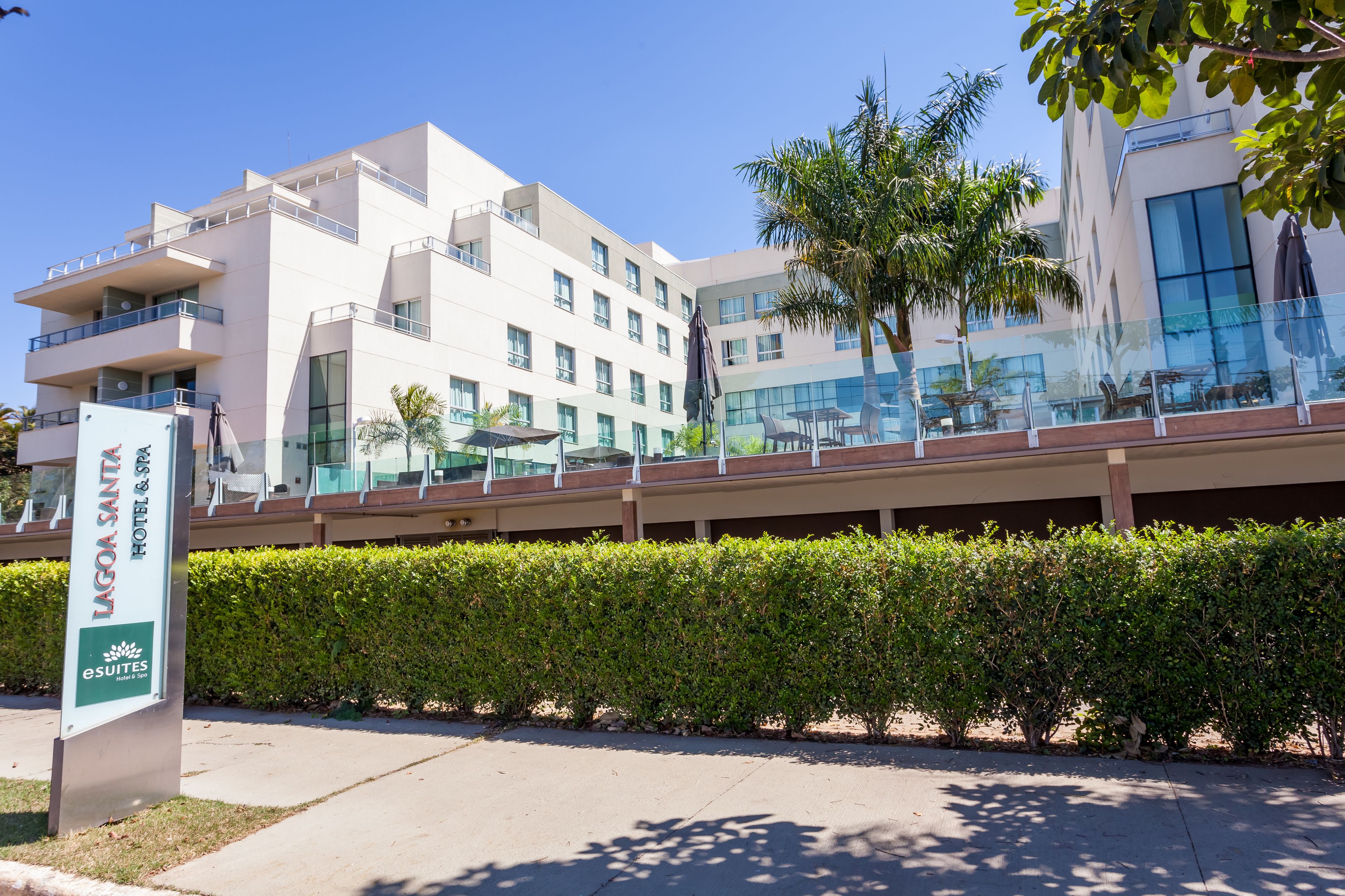 Fachada da propriedade