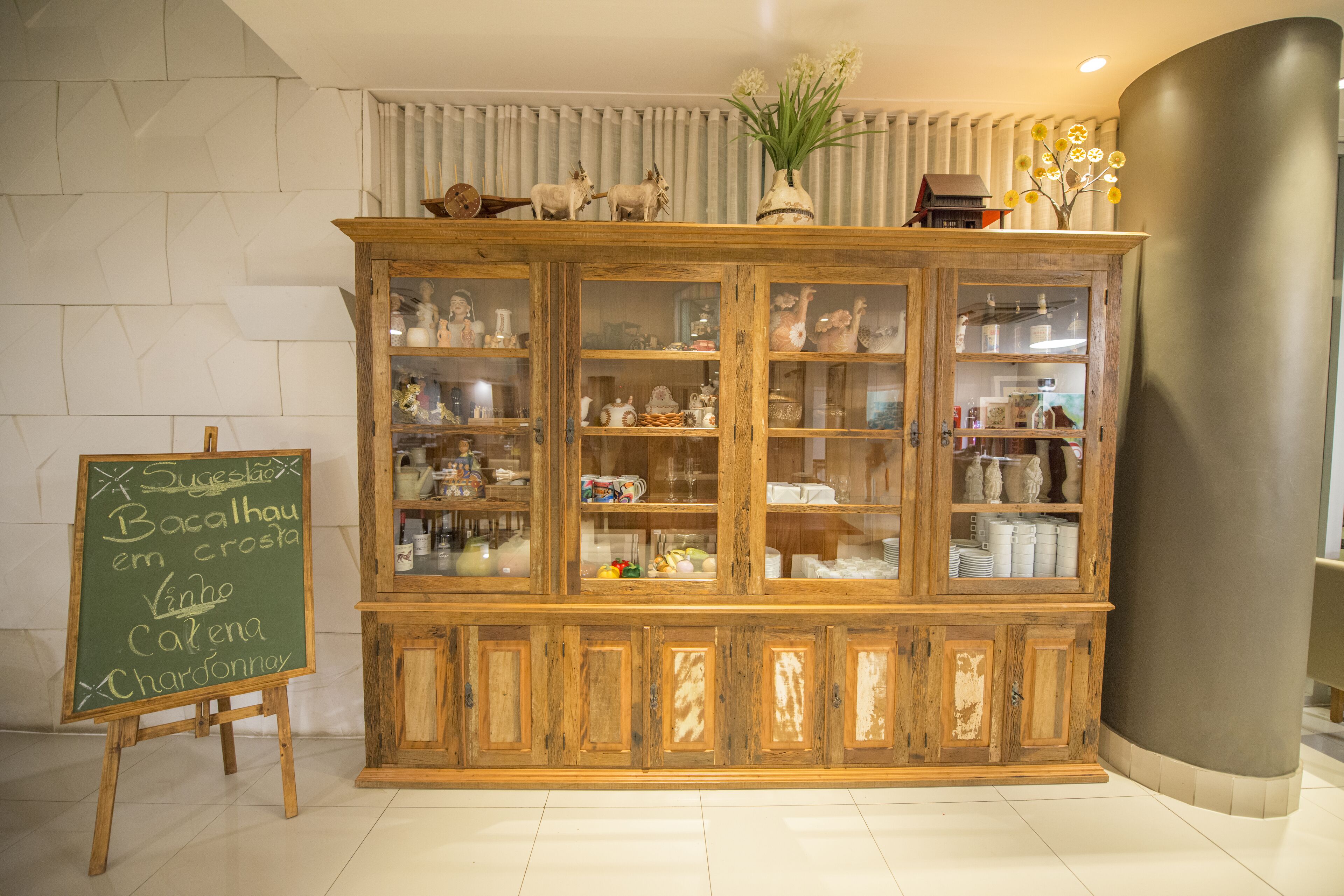 couples treatment room(s), body treatments, aromatherapy, body scrubs