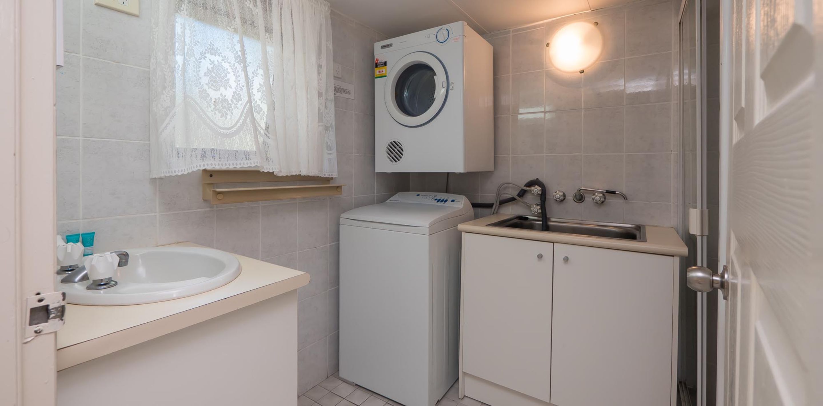 Foto - Trickett Gardens Holiday Inn