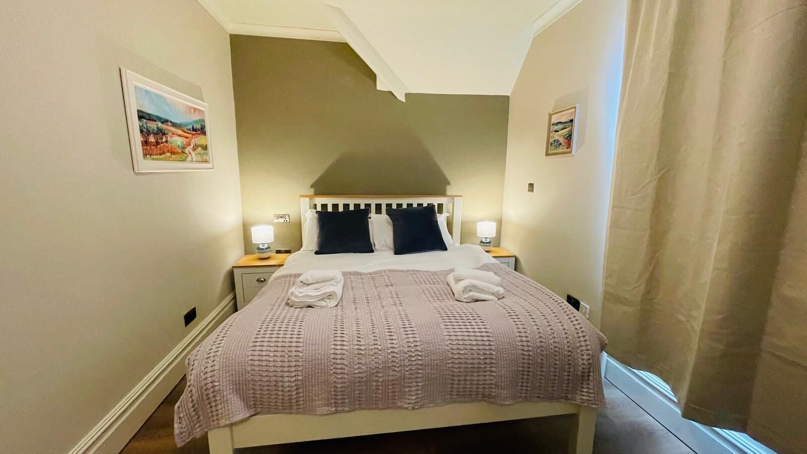 行政雙人房 | 高級寢具、羽絨被、獨特裝修、熨斗/熨衫板