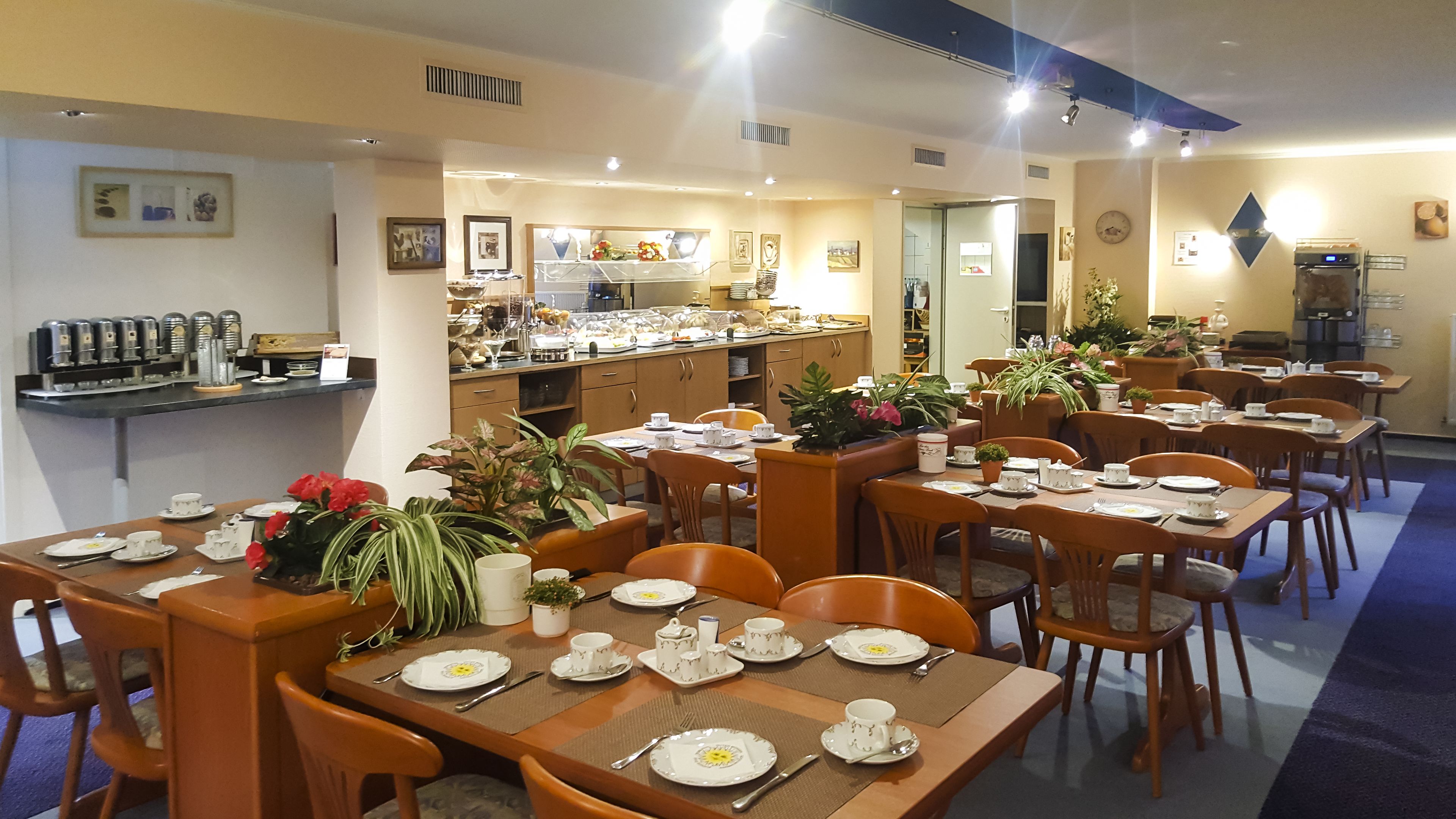 daily buffet breakfast (eur 15 per person)