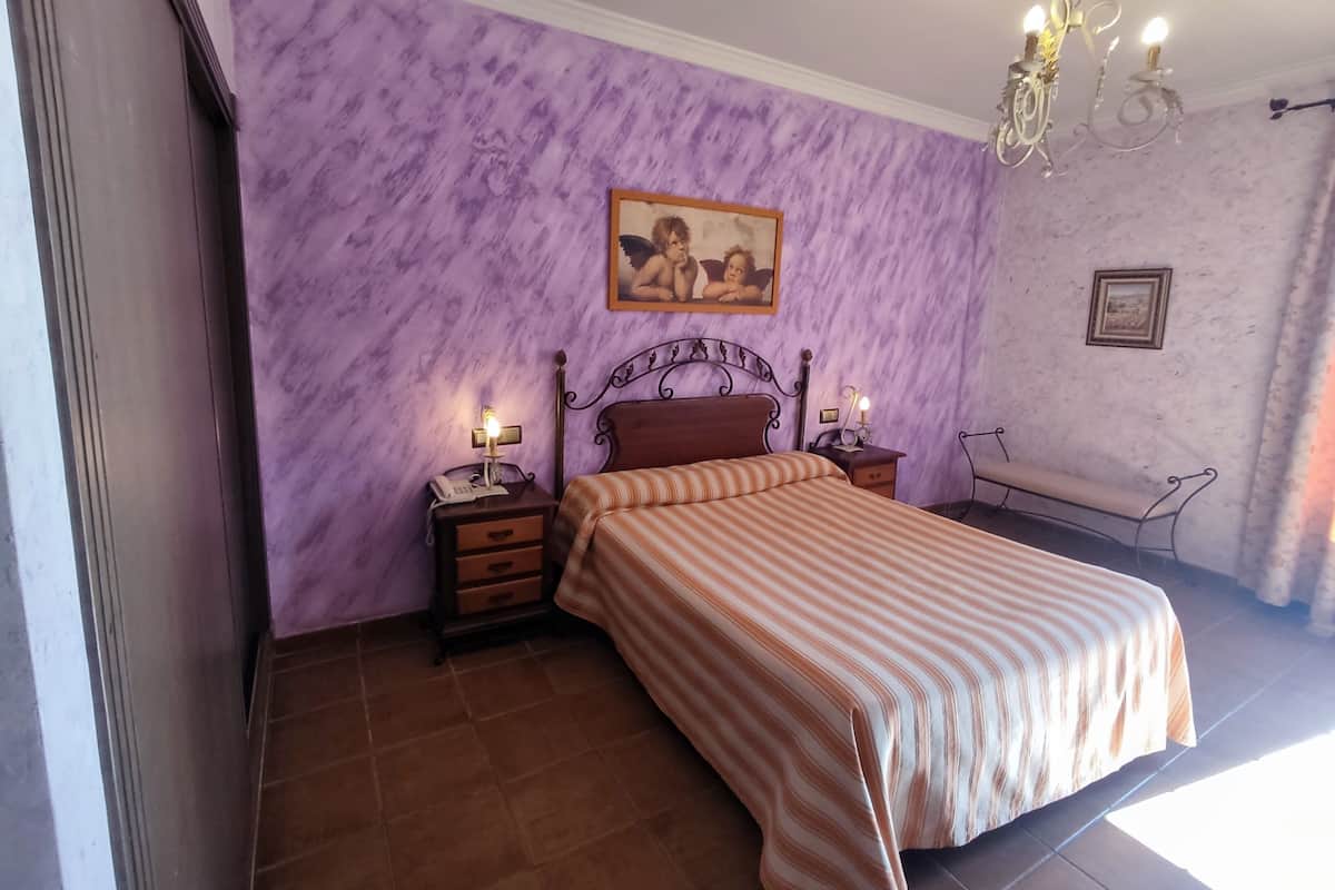 Luxury Double Room | Down comforters, individually furnished, desk, laptop workspace