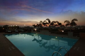 Indoor pool, a rooftop pool - Luminous One Continent (Hyderabad)