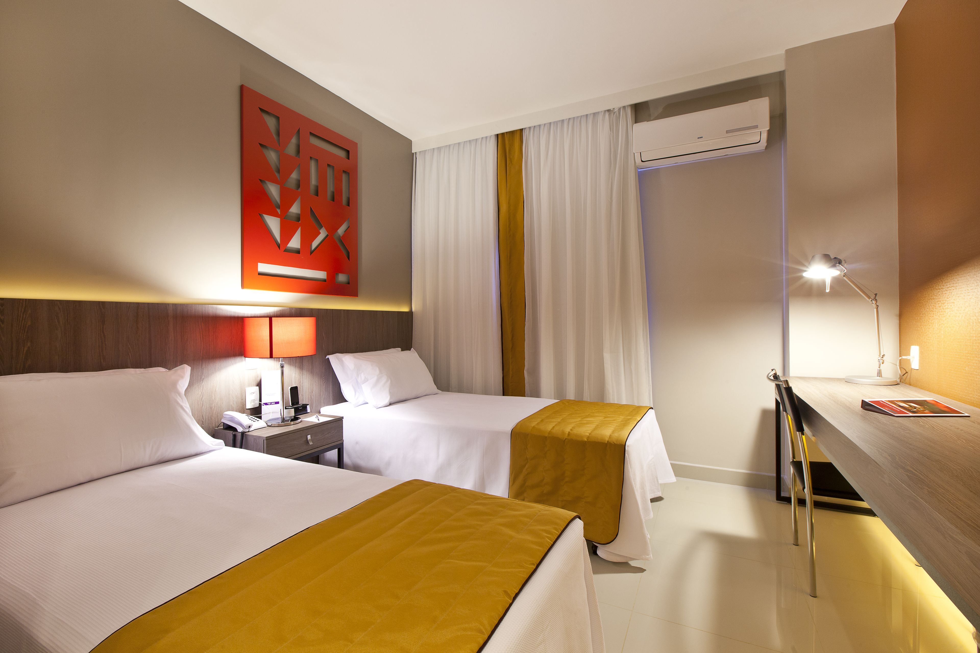 quarto twin superior  | 1 bedroom, minibar, desk, laptop workspace