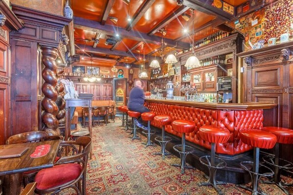 Bar (on property) - Hotel Old Nickel (Amsterdam)