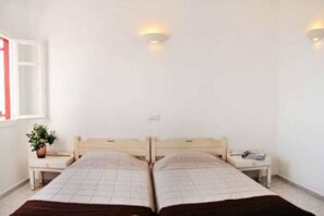 Cunas gratuitas, wifi gratis y ropa de cama 