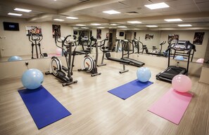 Fitness facility - Hotel Golden Way Giyimkent (Istanbul)