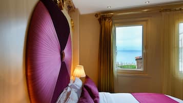 Kamar Double Standar, pemandangan laut | Seprai premium, minibar, brankas, dan kedap suara