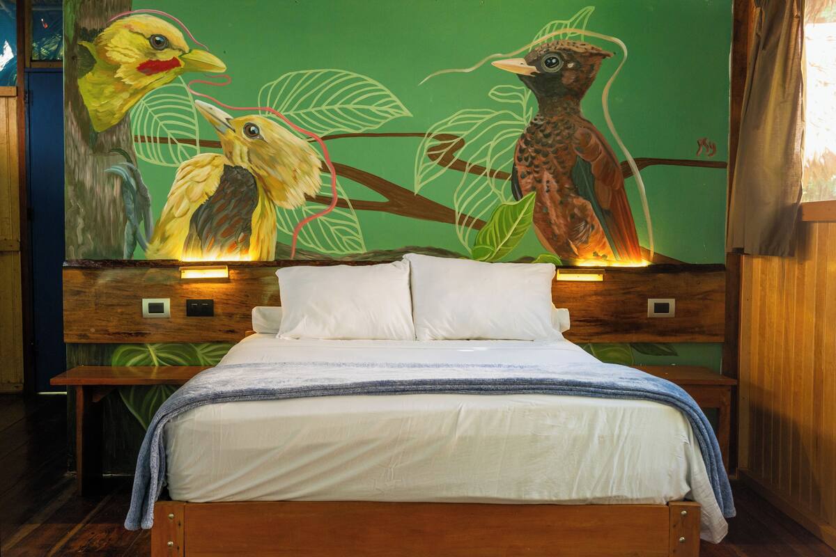 Single Room | In-room safe, desk, bed sheets