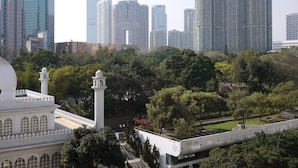 View from property - Panda's Hostel - Hot Dog Bus (Kowloon)