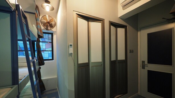 Family Room (Bunk Beds) | Rollaway beds (surcharge), WiFi (free) - Panda's Hostel - Hot Dog Bus (Kowloon)
