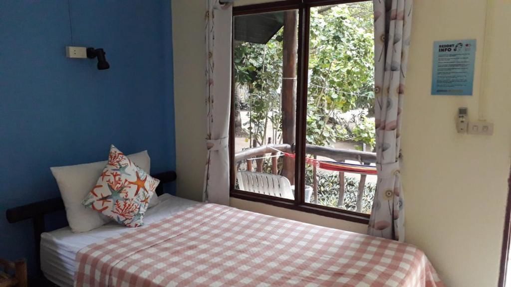 standard bungalow (twin) | in-room safe, free wifi