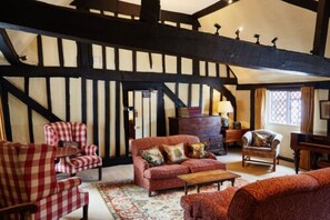 Svit (Queen's) | 1 sovrum, sängtillbehör av högsta kvalitet och individuell inredning