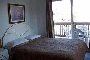 Rollaway beds, free WiFi - Aquarius Arms Motel (Seaside Heights)