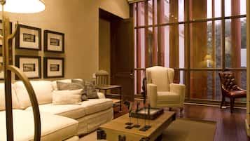 Luxury Suite