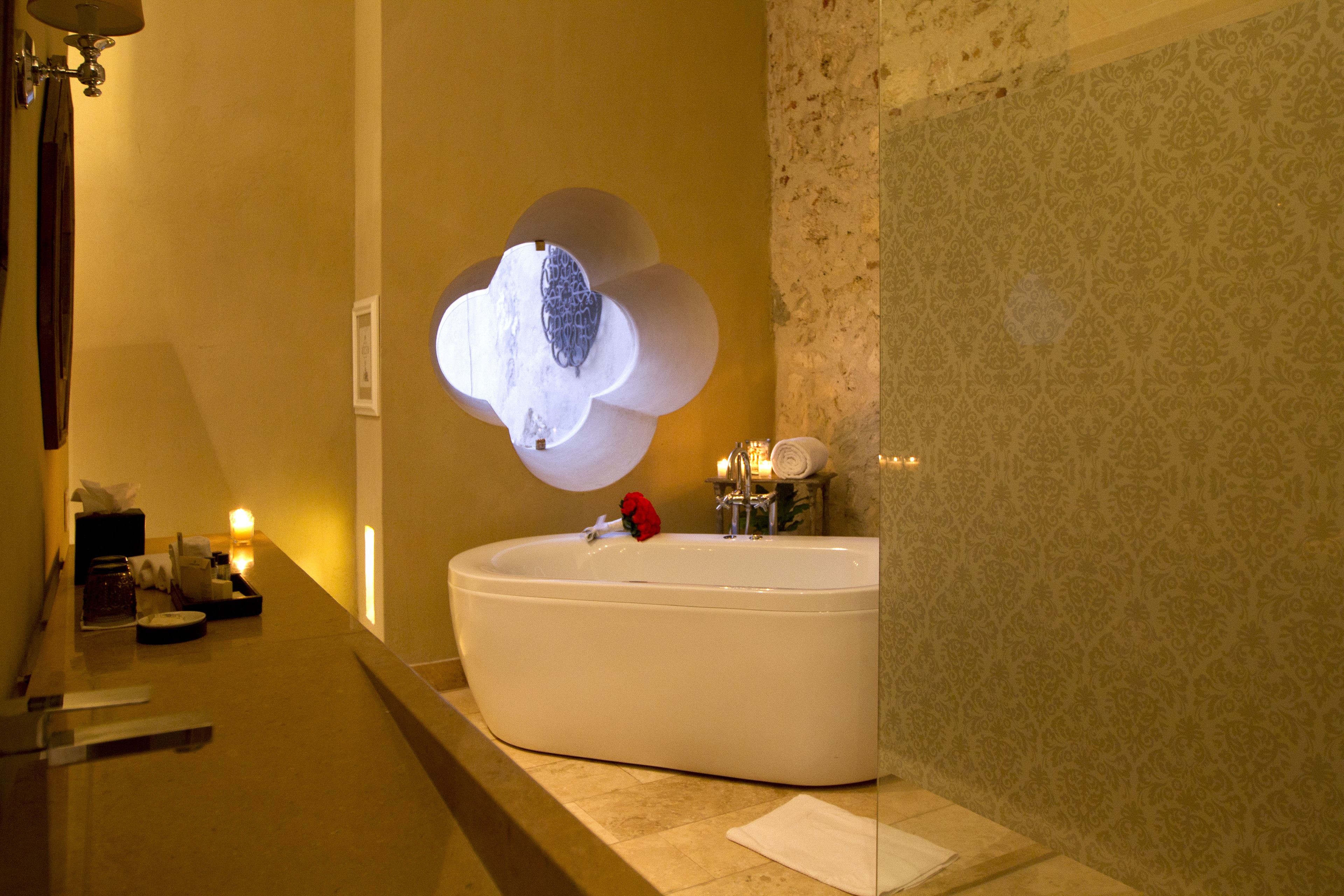 Photo - Bastión Luxury Hotel