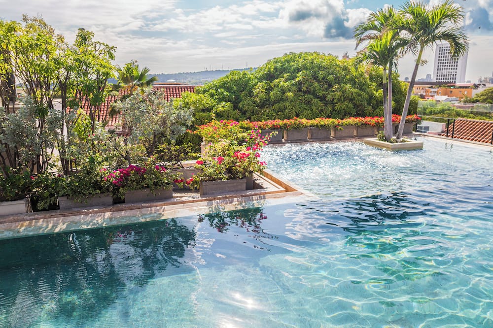 Bastión Luxury Hotel