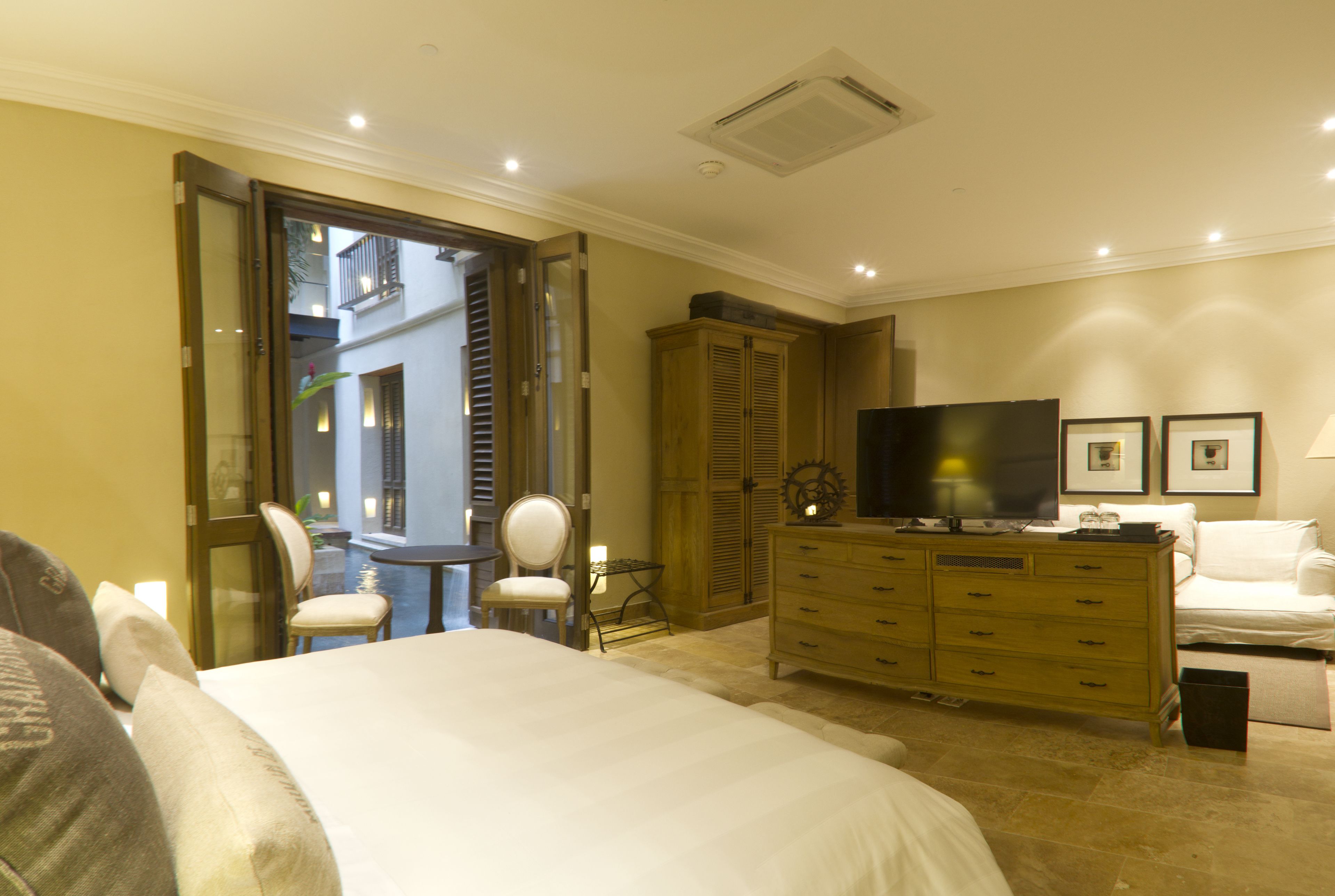 classic suite | 1 bedroom, premium bedding, in-room safe, desk