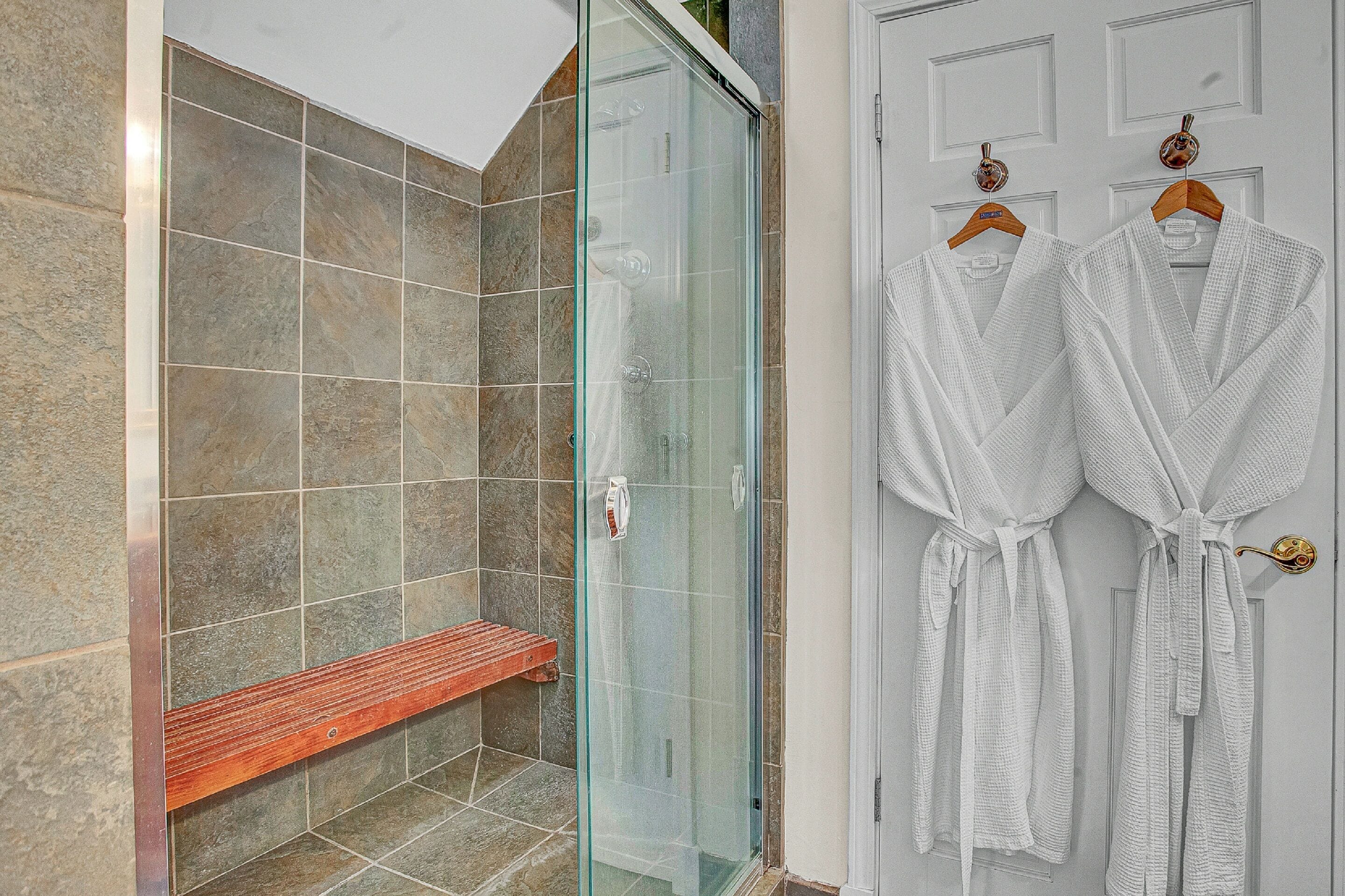 Suite de lujo | Baño | Secadora de cabello y toallas 