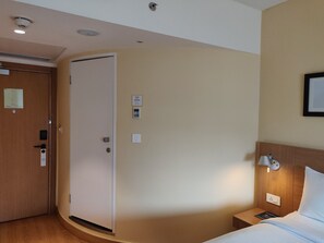 Biancheria da letto di alta qualità, minibar, cassaforte in camera