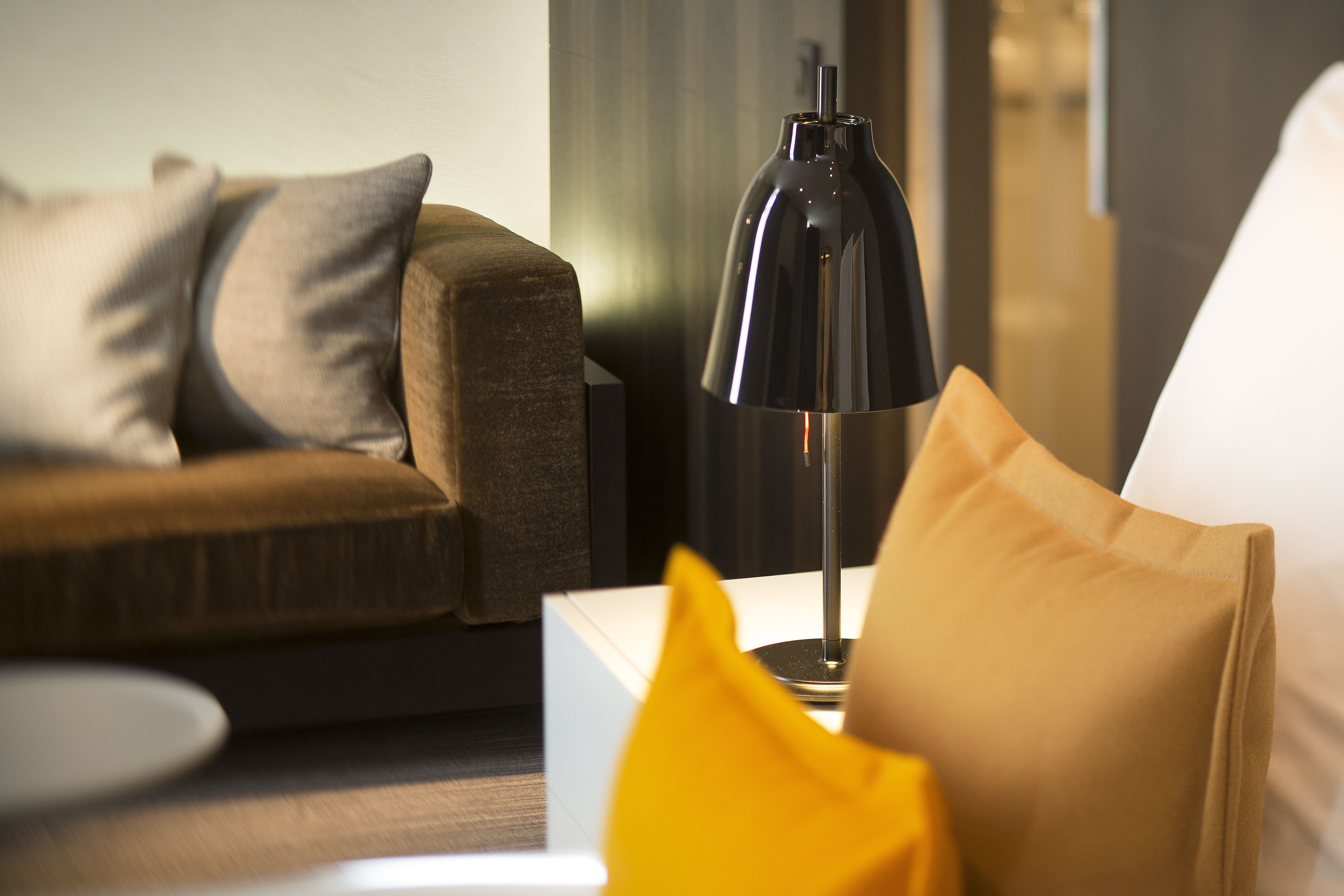 suite | premium bedding, minibar, in-room safe, desk