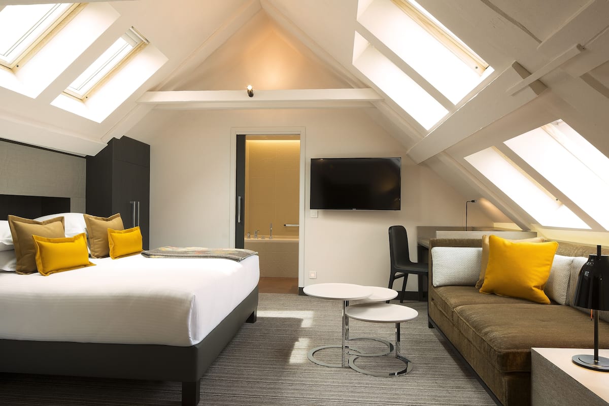 Executive-Suite | Hochwertige Bettwaren, Minibar, Zimmersafe, Schreibtisch