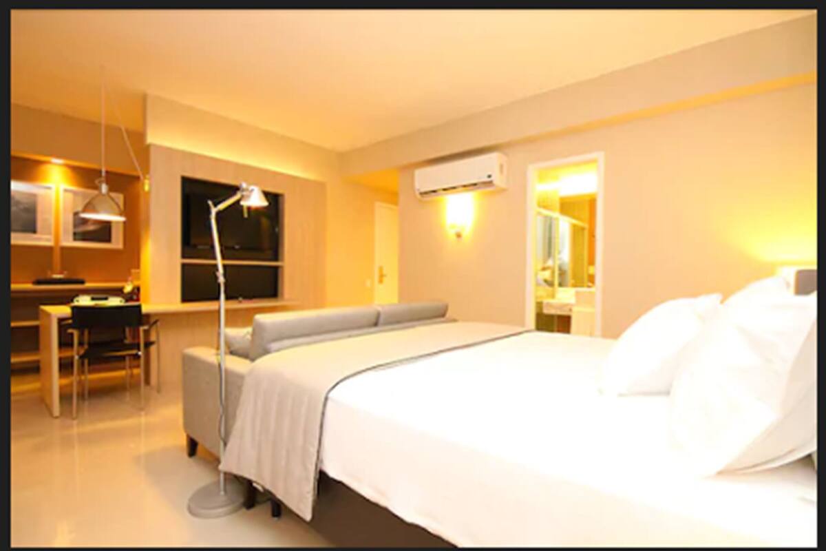 Minibar, in-room safe, desk, blackout drapes