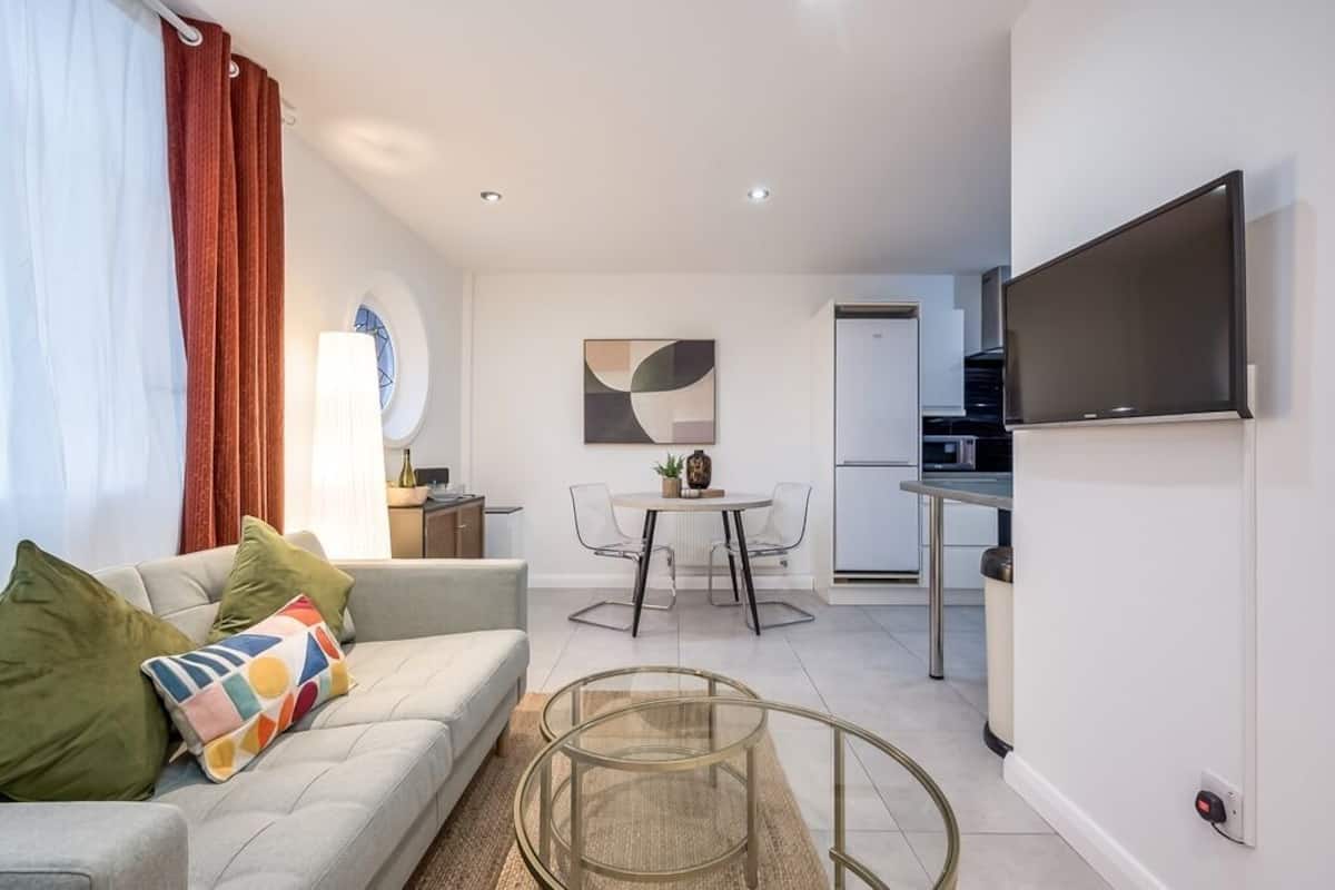 Appartement Supérieur, salle de bains attenante (One Bedroom Apartment) | Bar lounge