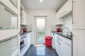 Apartment, Private Bathroom (Two-Bedroom Apartment) | Shared kitchen