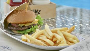 Breakfast and lunch served, pool views