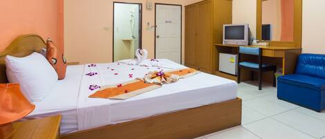 Minibar, caja de seguridad en la habitación, escritorio y wifi gratis